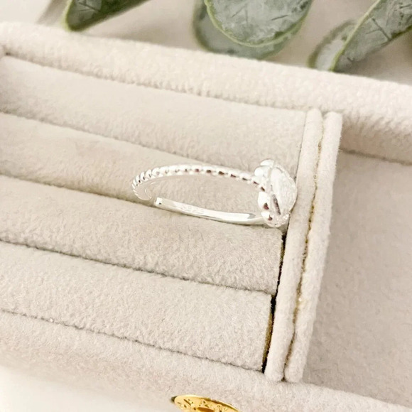 925 Sterling Silver Lace Ring Dainty Ring Band Delicate Ring Lacey Ring - Picture 2 of 5